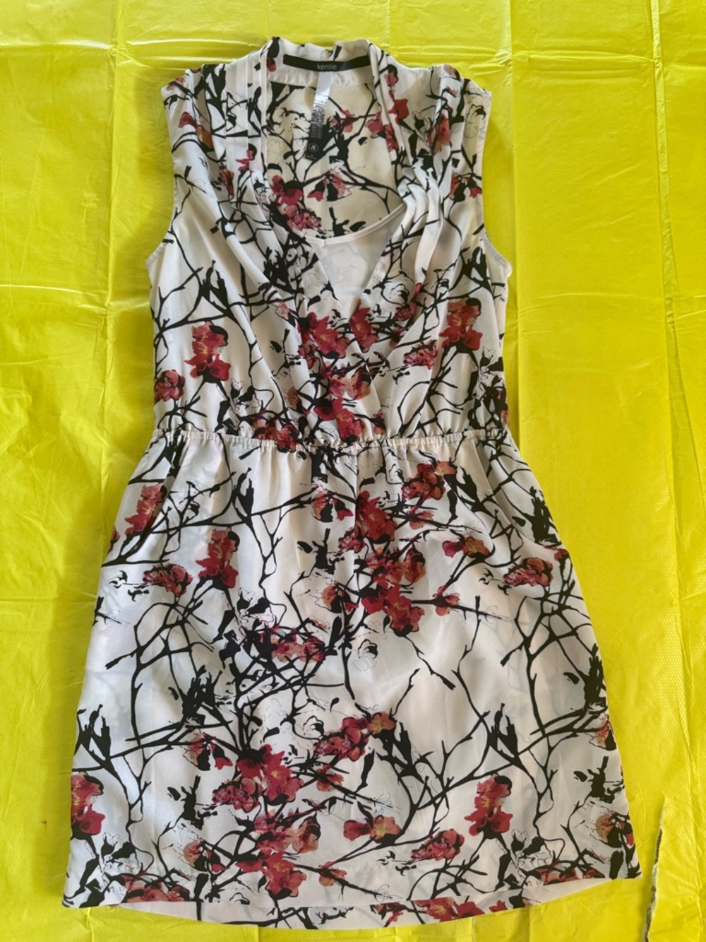 Kensie White Mini Dress with Red Floral Print